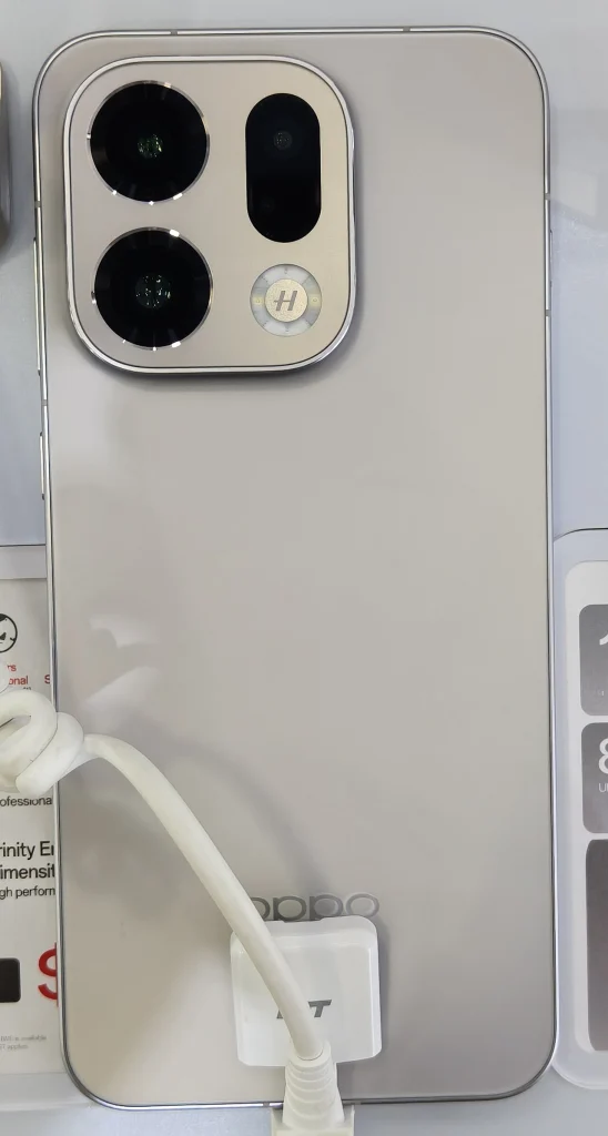 OPPO Find X9