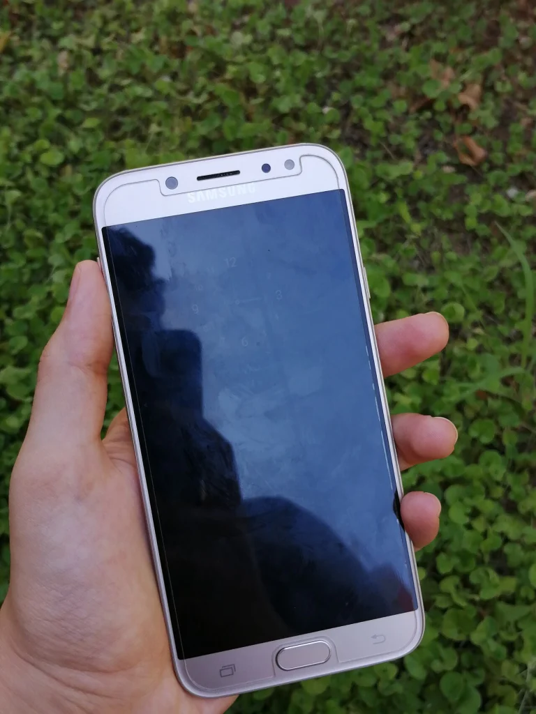 Samsung Galaxy J7 Pro
