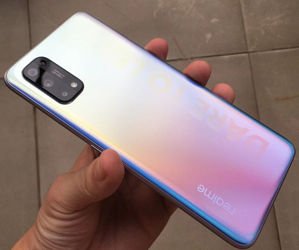 realme Q2 Pro